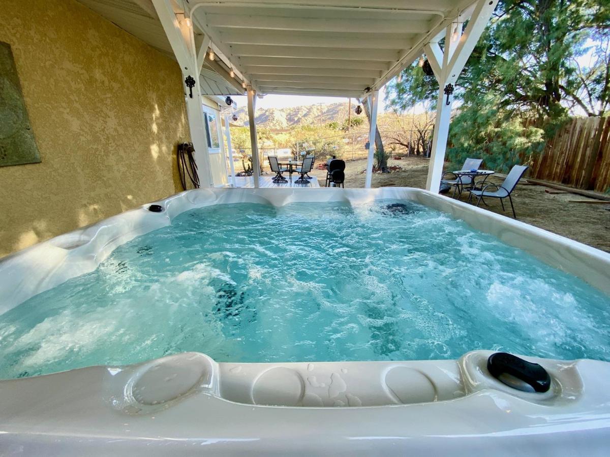 Float Pool, Hot Tub, Sauna, Views, Telescope-Skywatchers Haven 조슈아 트리 외부 사진